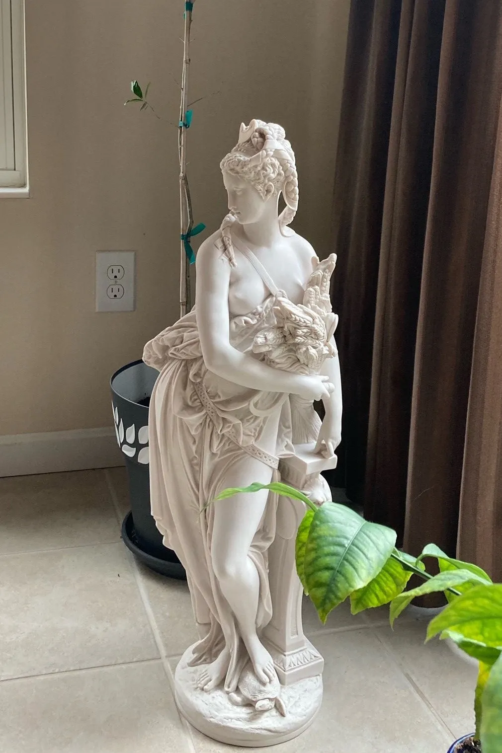 Harvest Goddess Statue - Ceres & Demeter