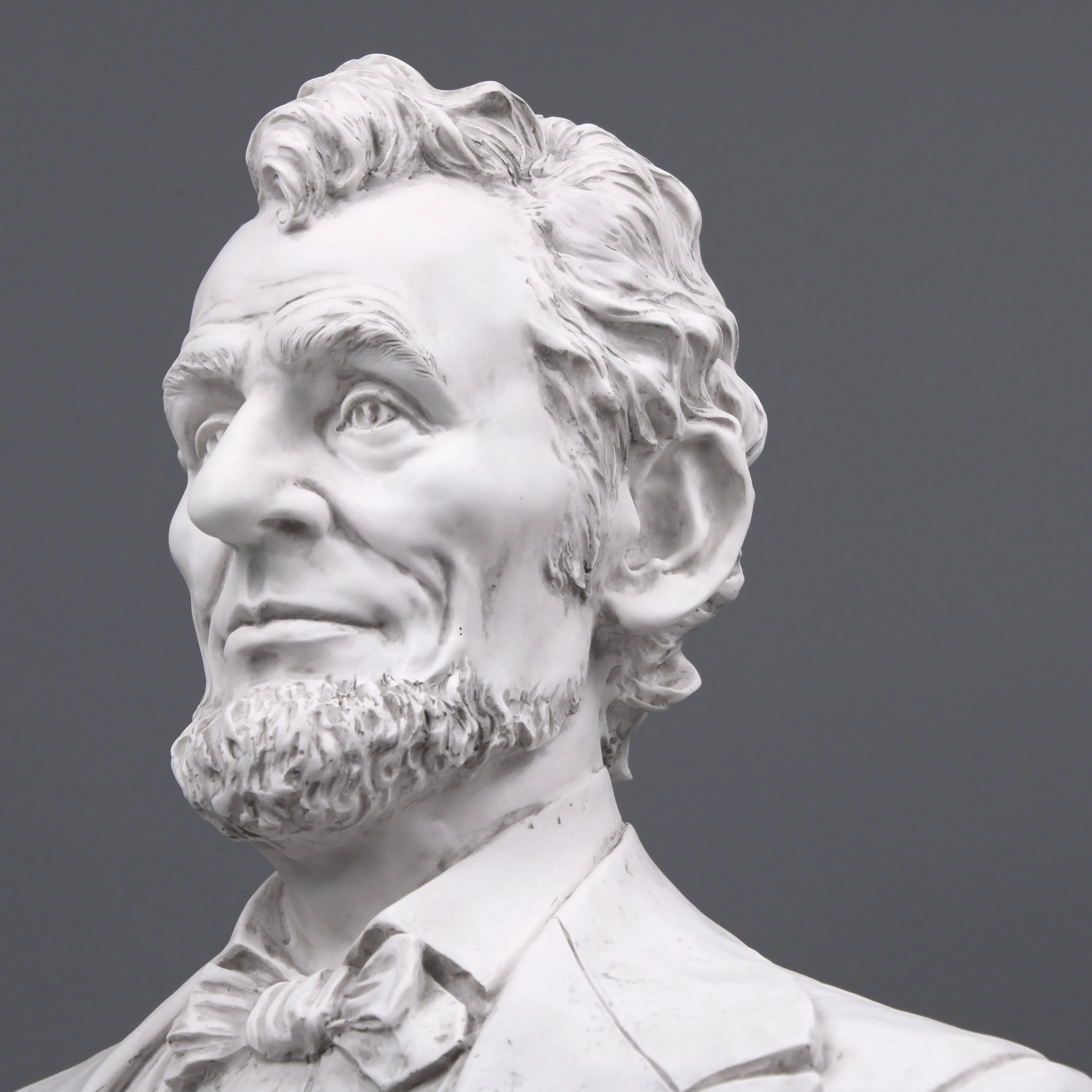 Large Abraham Lincoln Bust Sculpture - President of the United States